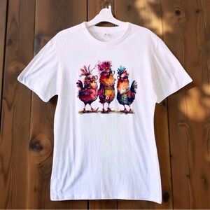 Whimsical Chicken White Graphic Tee Women’s Medium Cottagecore Charm